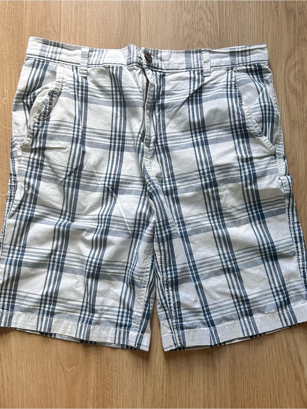 White & Blue Plaid Cotton Men's Shorts